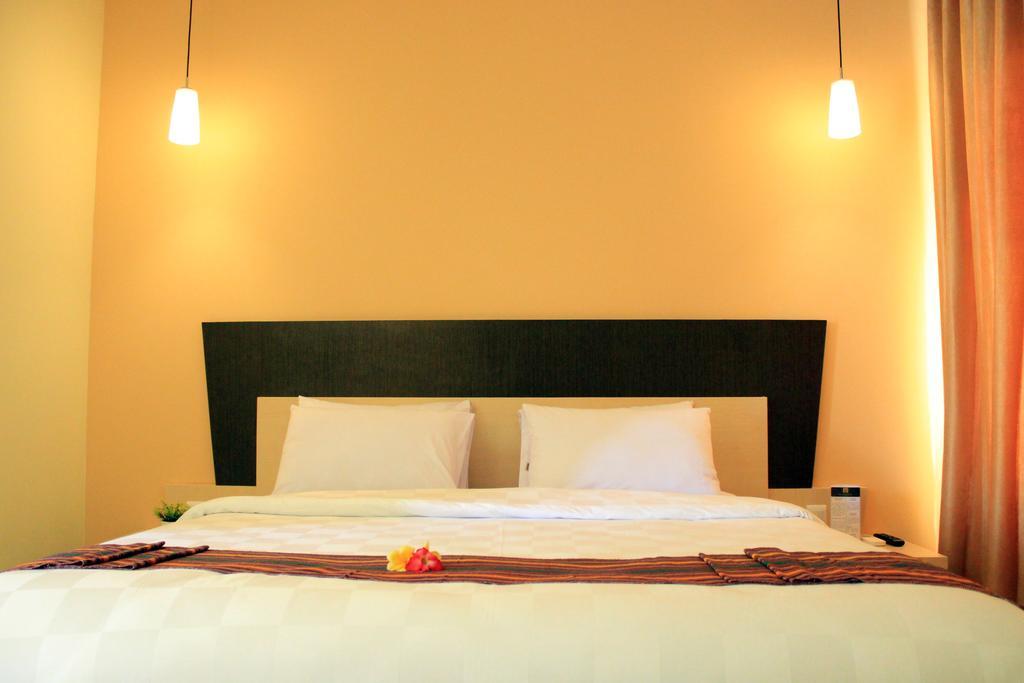 M Hotel Mataram Oda fotoğraf