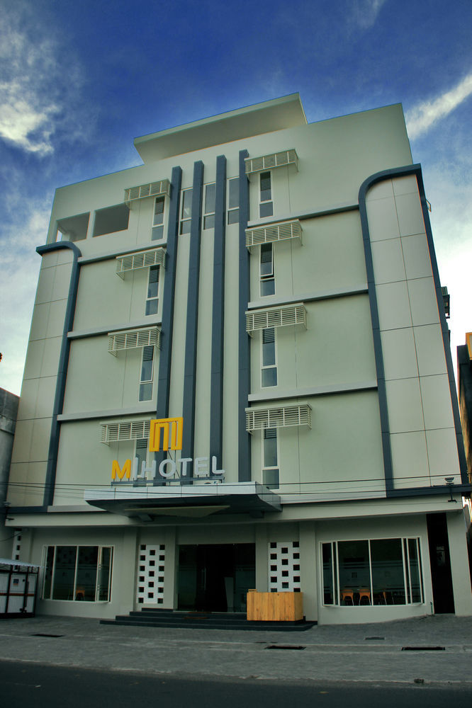 M Hotel Mataram Dış mekan fotoğraf