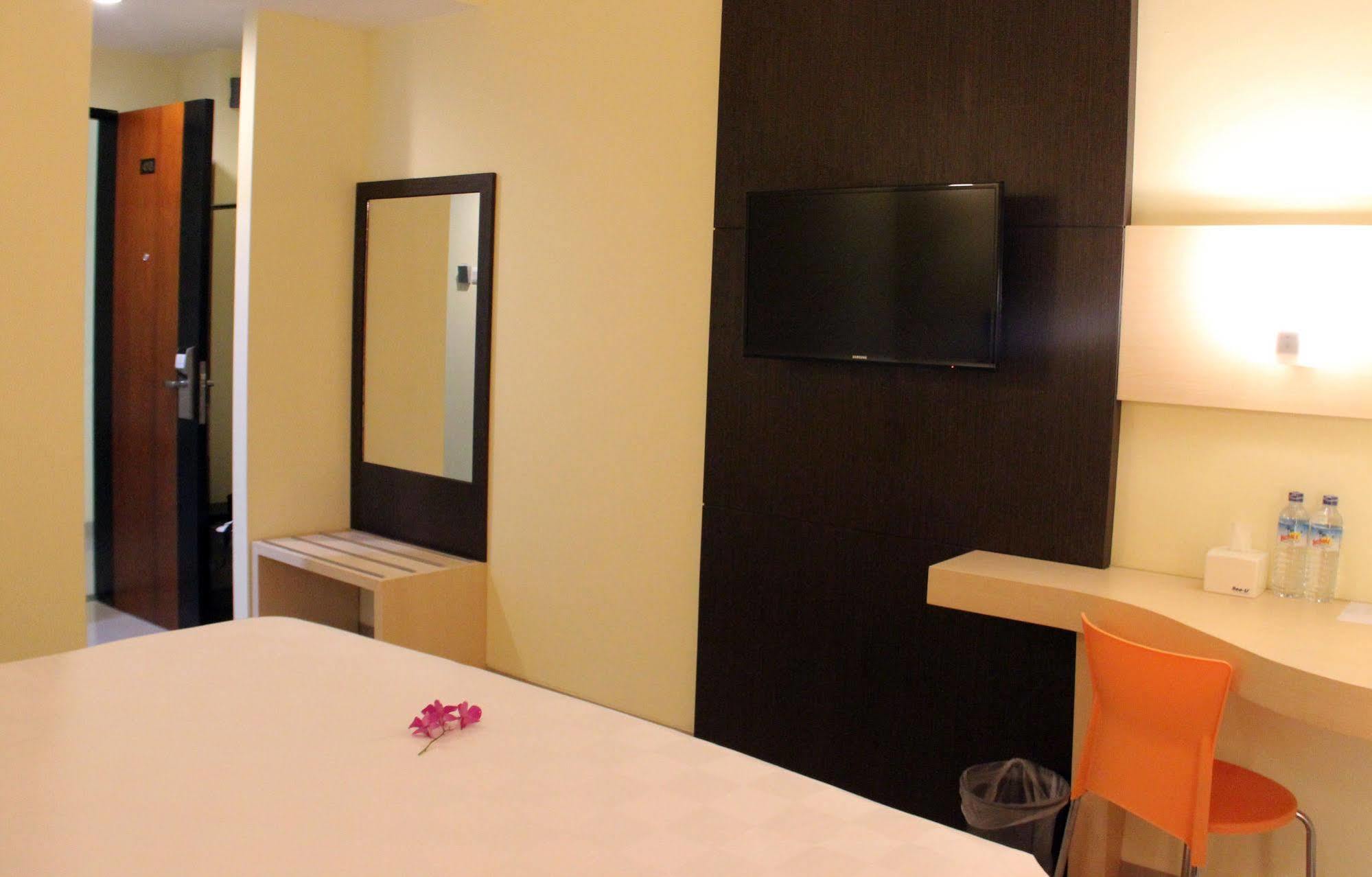 M Hotel Mataram Dış mekan fotoğraf