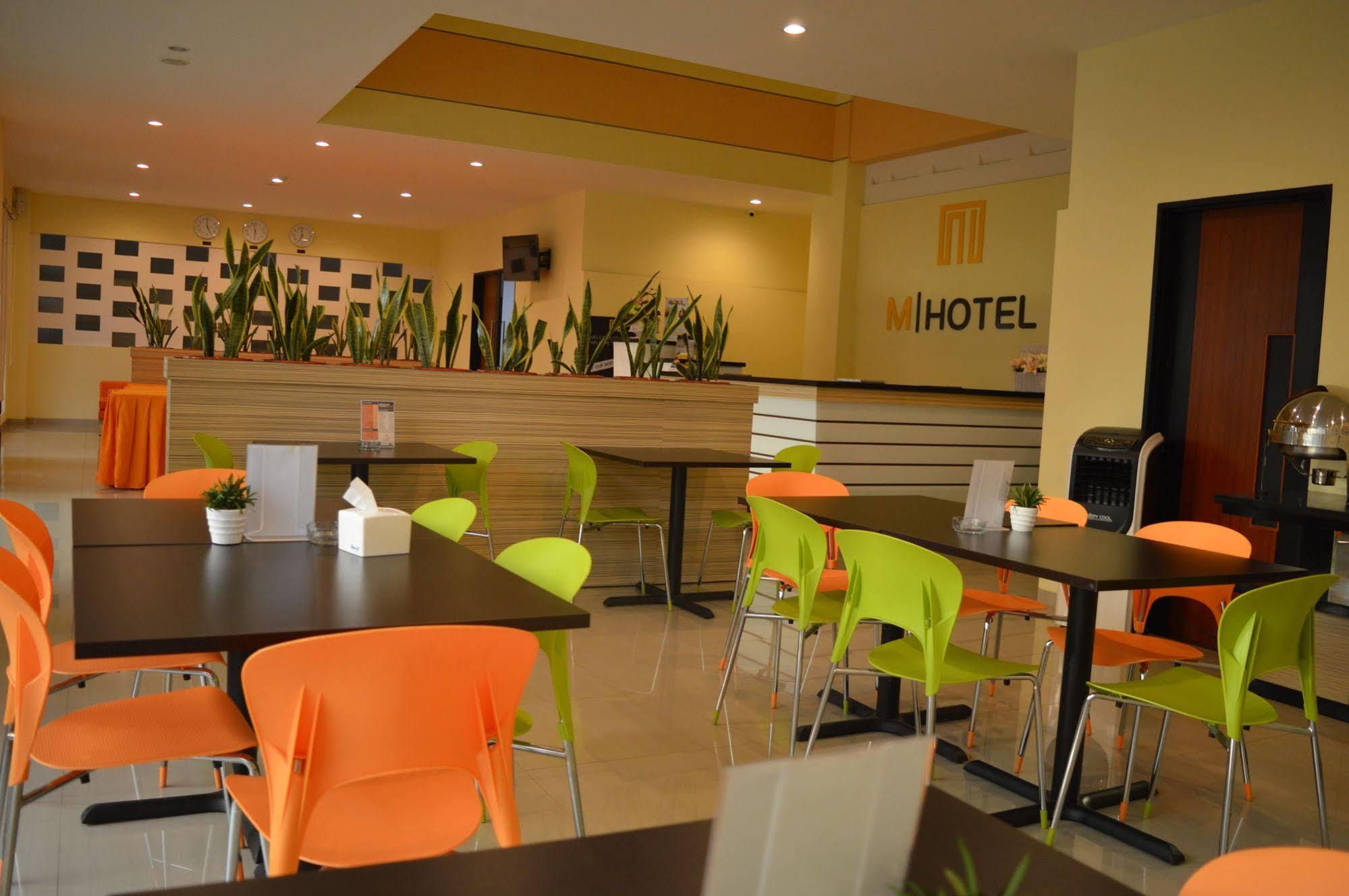 M Hotel Mataram Dış mekan fotoğraf