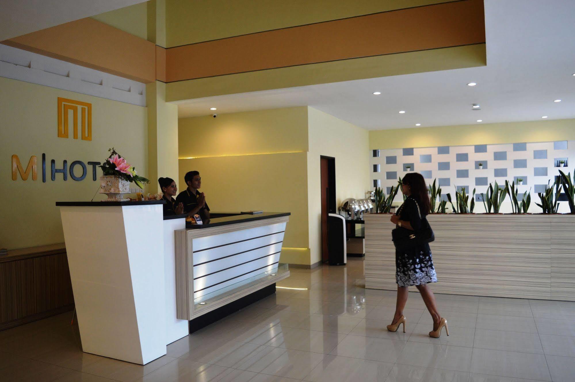 M Hotel Mataram Dış mekan fotoğraf