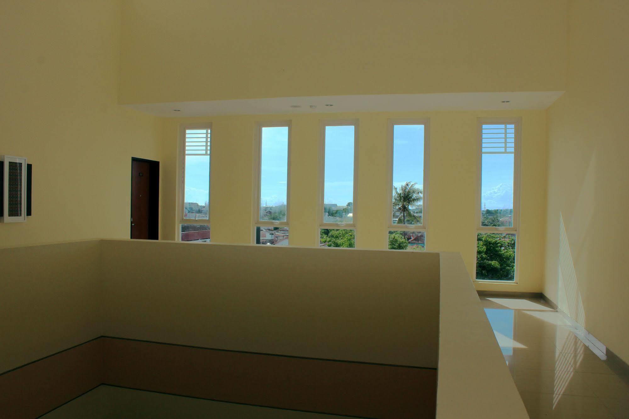 M Hotel Mataram Dış mekan fotoğraf
